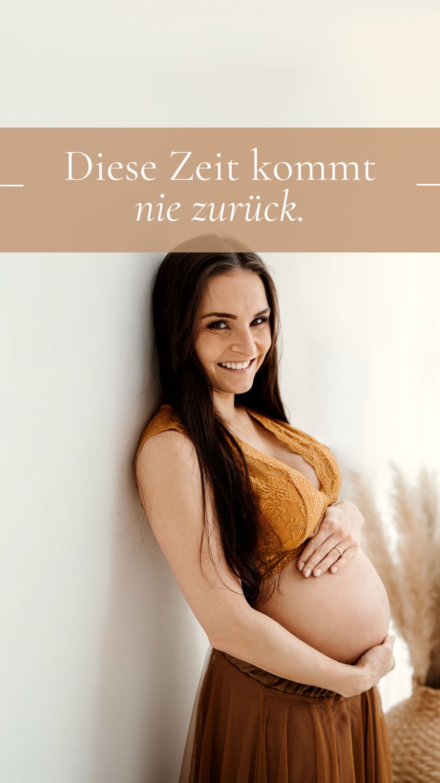 Diese Zeit kommt nie zurück – Babybauch-Shooting im Studio